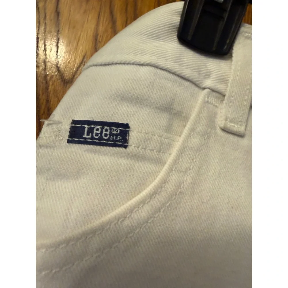Vintage Lee Womens High Waisted White Denim Shorts‎ Mom Style Retro Size 12 long